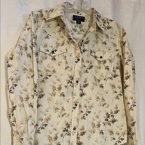 Chaps floral vintage button/down women’s western shirt in petite Large
